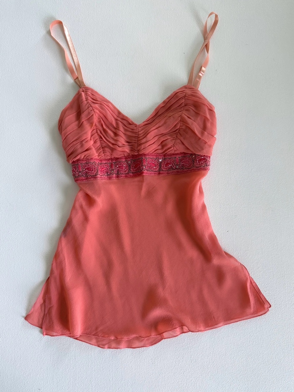 Bebe 100% Silk Peach Coral Ruched Cami Top
Beaded Trim Y2K